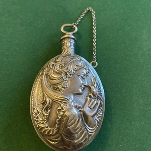 Silberne Kamee Parfum Flakon - Jugendstil - 835 Silber sehr guter Zustand - 4,4 x 8,5 cm (CG) - Bild 1 von 9