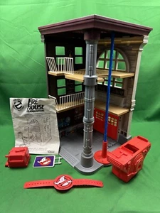 Vintage 1987 The Real Ghostbusters Firehouse Playset Kenner - Picture 1 of 17