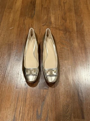 Tory Burch Womens Gigi Shoes Gold 9M Patent Leather Block Heel Pump Gold  - Image 1 of 4