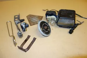 Yamaha xt250 xt 250 12V 15A 1982 lote de trabajo soportes bocina speedo cubierta carrocería marco - Imagen 1 de 10