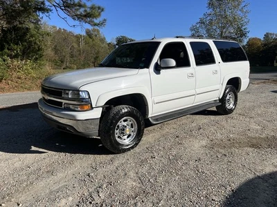 2004 Chevrolet Suburban K2500 - Image 1 of 4