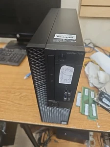 Dell Optiplex 7050 SFF i5-6500 3.20GHz 8GB DDR4 No HDD no os - Picture 1 of 6