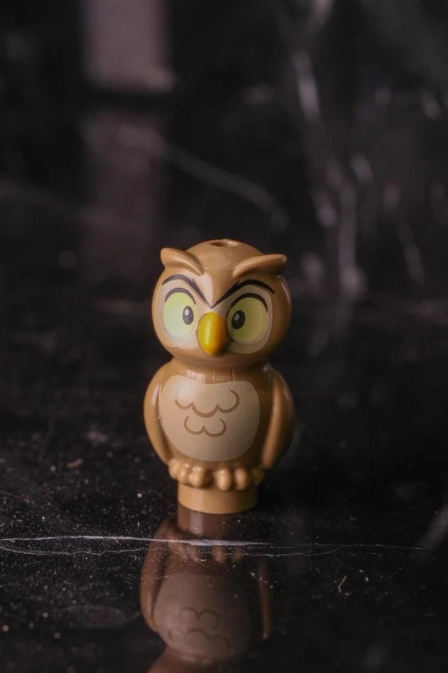 Lego Minifigure- Owl, Friends Style with Bright Light Orange Beak, Tan Face and - Image 1 of 1