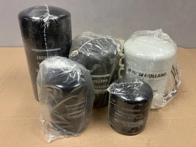 Case IH Hydraulic Oil Filter Lot - Image 1 of 4