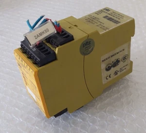 Pilz - pnoz x3.10P - 777314 - Safety Relais - Used - Imagen 1 de 4