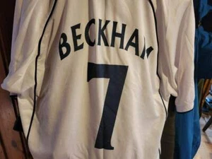 Vintage Soccer DAVID BECKHAM 7   World Cup?   ENGLAND AWAY JERSEY - Picture 1 of 4