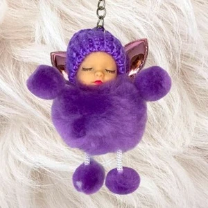 Bebé dormido con alas de hada pequeño pompón en púrpura llavero dije llavero - Imagen 1 de 6