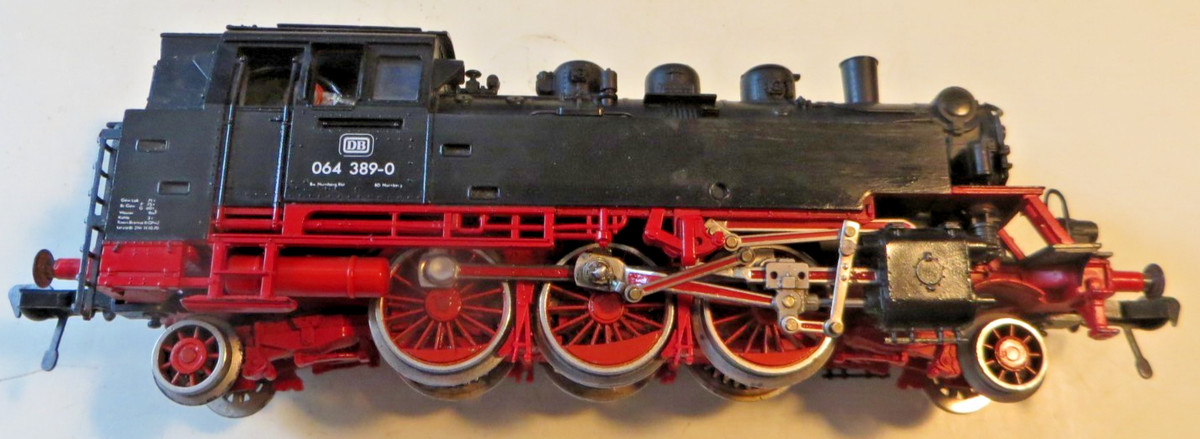 Fleischmann HO Black Model Railroad Locomotives with Vintage Fleischmann HO Black Model Railroad Locomotives with Vintage