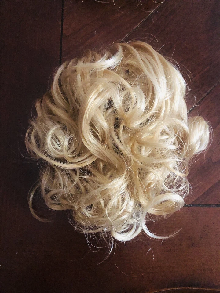 Clipe de cabelo fácil na cauda de cavalo - Imagem 1 de 4