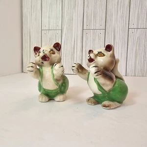 Vintage Japan Anthropomorphic Cat Kitten Kitty Salt Pepper Shakers Playful - Picture 1 of 7