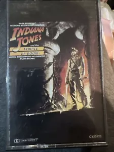 Indiana Jones And The Temple Of Doom Motion Picture Soundtrack Cassette 1984 - Picture 1 of 4