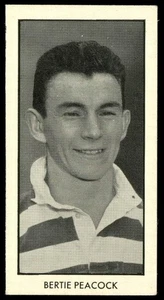 Thomson (D.C.) - 'World Cup Footballers (Rover)' (1958) - Bertie Peacock (Cel... - Picture 1 of 2