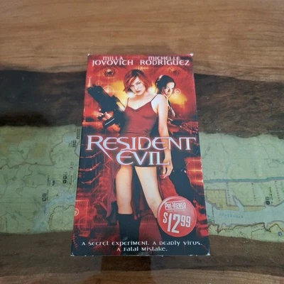 RESIDENT EVIL VHS 2002 Milla Jovovich Michelle Rodriguez Sci-Fi Horror Tested - Image 1 of 4