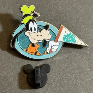 Disneyland Niftie Fifties 2025 Pennants Mystery Pin Goofy LE 550 Pin - Picture 1 of 1