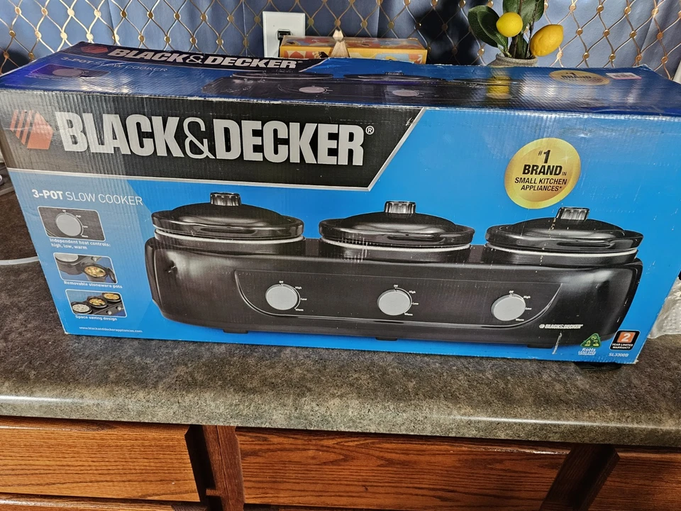 Vintage Black&Decker  3-Pot Slow Cooker  SL3300B - Image 1 of 4