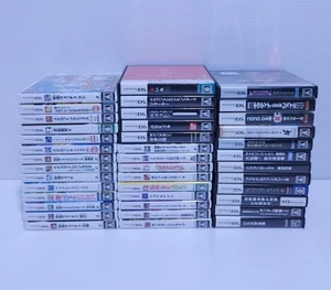 Lotto sfuso cartucce giochi Nintendo 3DS/DS custodia vuota usate - Foto 1 di 10