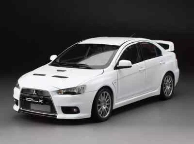 Sunstar 5824 1:18 Mitsubishi Lancer Evolution X - белый (новая оснастка) - Изображение 1 из 4