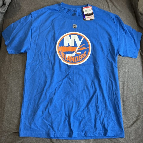 NWT - Reebok - NY Islanders - John Tavares - #91 - Player Jersey T-Shirt - Large Cover