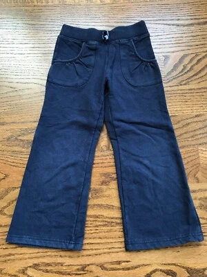 Pantalones Carters Niñas Azul Marino 2 Bolsillos Talla 4 En muy buen estado Foto 1 de 2