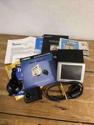 GARMIN NUVI 350 NA Touch Screen Satellite GPS & Accessories Bundle,  Working - Image 1 of 4