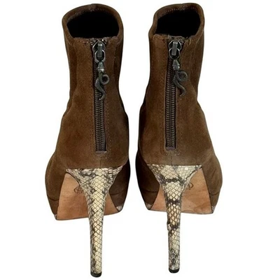 House of Harlow 1960 Botas de gamuza marrón con plataforma de tacón de serpiente 36 / EE. UU. 6 Italia Foto 1 de 4