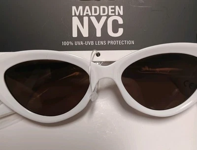Gafas de sol Madden NYC para mujer ojo de gato moda blancas protección UVB UVA  Foto 1 de 4