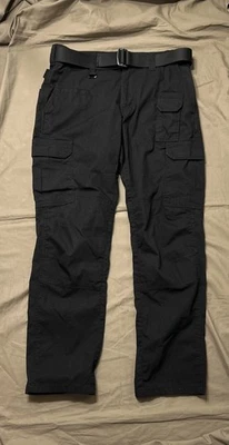 5.11 Tactical Pants Size 32 X 32 Black w/ Belt Trousers - Image 1 of 4