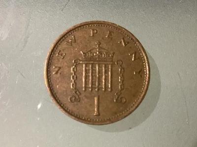 Reino Unido Reino Unido Gran Bretaña 1 centavo nuevo 1971 circulado Foto 1 de 2