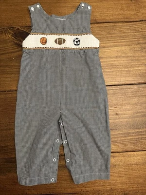 JonJon con temática deportiva Royal Child, talla 18M Foto 1 de 4