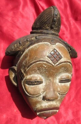 Máscara espiritual femenina Punu africana antigua antiqie 12,8" X 7,5" X 5,5" Foto 1 de 4