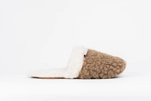 Braune Sherpa/Khakee Wollhausschuhe - luxuriöser Komfort & zeitlose Handwerkskunst - Bild 1 von 12