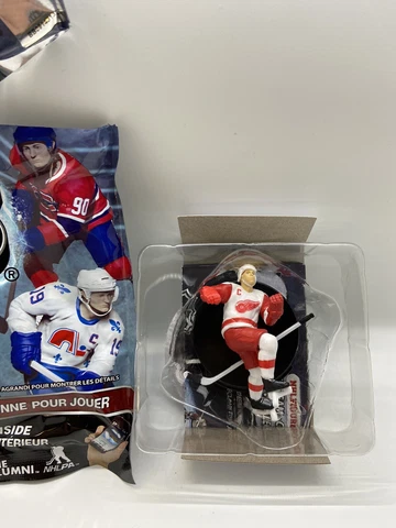 Nicklas Lidstrom Red Wings Imports Dragon NHL Figures League Bag 2.5" Figure Cover