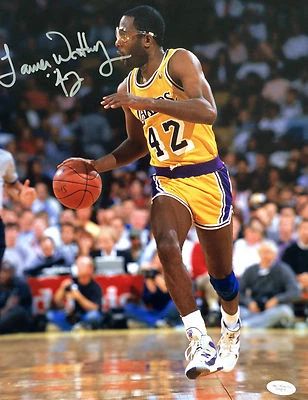 James Worthy Signed Los Angeles Lakers 11x14 Photo JSA G48616 - Image 1 of 2