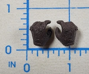 Witcher Male Trigger Grip Hands Fodder 7" 1/10 Scale Geralt Of Rivia Wolf Armor - Bild 1 von 6