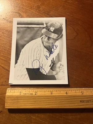 Roy White Signed 4x5 Glossy Photo New York Yankees MLB Autographed - Image 1 of 2