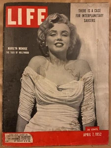 LIFE MAGAZINE MARILYN MONROE ON THE COVER APRIL 7, 1952 - Acceptable - Picture 1 of 7