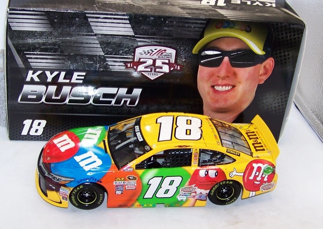 Kyle Busch Diecast Racing Cars 1:24 2016 Vehicle Year for sale | eBay