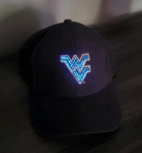 Gorra de béisbol West Virginia Mountaineers WVU Lightwear logotipo iluminado NCAA - Imagen 1 de 15
