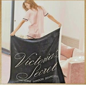 Victoria's Secret Blanket  Sherpa Black Pink Letters 50" x 60" New - Picture 1 of 1