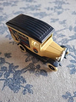 Lledo Days Gone 1934 Chevrolet Box Van, featuring the "Bushells Coffee" livery - Image 1 of 3