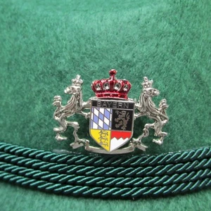 Pin sombrero Oktoberfest escudo bávaro con leones y corona - Imagen 1 de 1