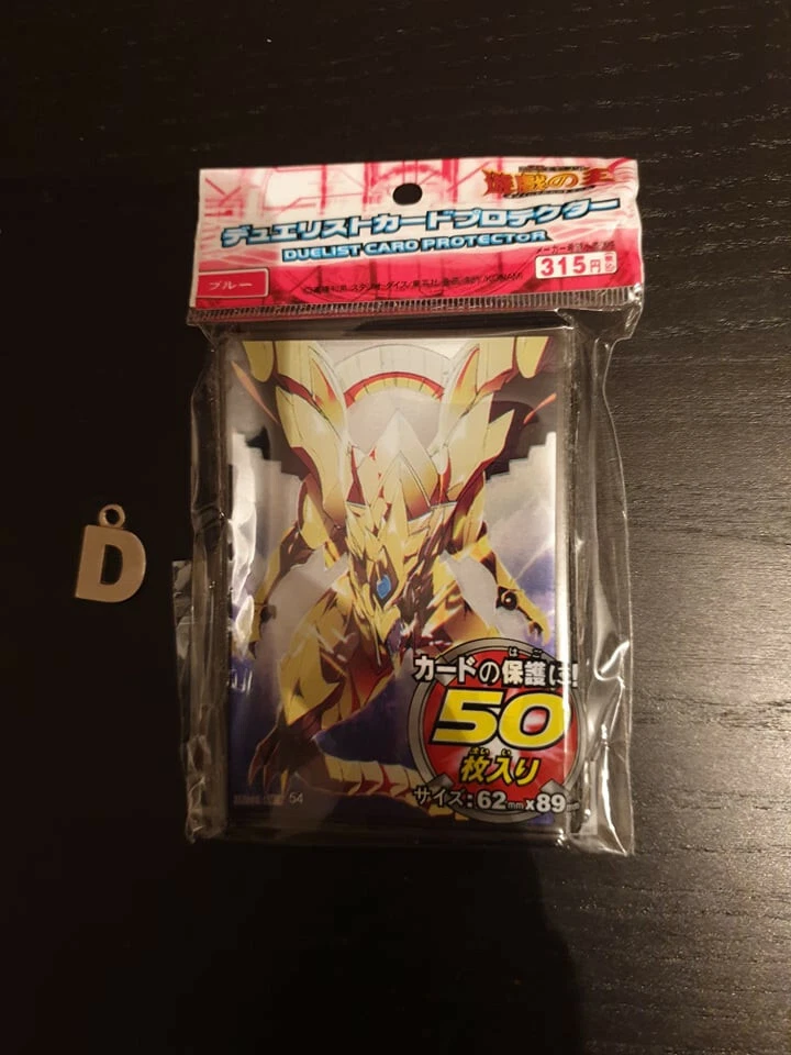 Yugioh 50 protège cartes sleeve Dragon ailé de ra winged god version 1 Neuf - Photo 1/1