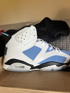 Nike Air Jordan 6 Retro UNC Mid Sneakers Men's 11, CT8529-063 Blue/Moon *NEW** - Picture 1 of 9
