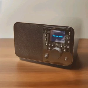 Logitech Squeezebox SmartRadio Network Music Audio Wi-Fi Player Streamer X-R0001 - Picture 1 of 19