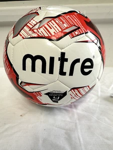 Mitre Impel Größe 4 weiß und rot Qualität Training Fußball - Bild 1 von 4