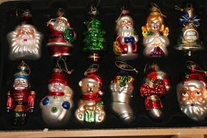 **CLEARANCE** Thomas Museum Series - Glass Ornaments - Picture 1 of 3