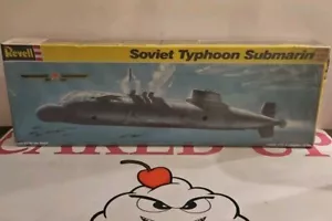 Sowjetisches Taifun U-Boot Revell 1/400 Modellbausatz 5231 Original Manufactured Seal - Bild 1 von 11