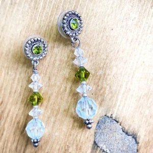 NUEVO Pendientes de Cristal Swarovski Poste Plata Verde Vidrio Facetado - Imagen 1 de 5