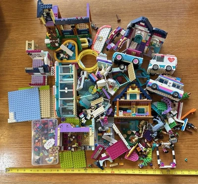 LEGO 5.5lbs Personas Piezas de Construcción Aleatorias Piezas Placas Ladrillos Lote a Granel Vehículos Foto 1 de 4