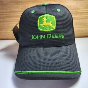 John Deere Men's Truckers Cap Hat Black Embroidered Logo Hook & Loop Adjustable - Picture 1 of 7